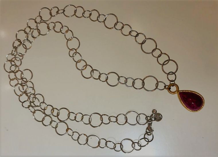 Rubintropfen-Collier