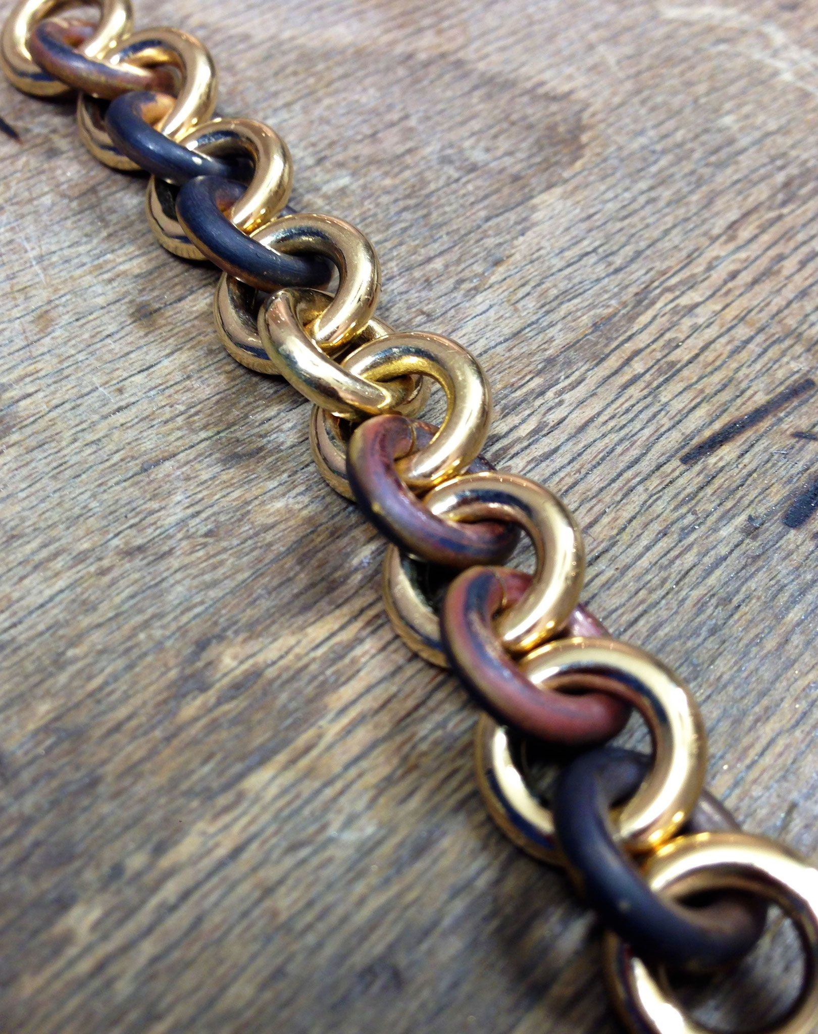 Massive Ösenkette in 750/- Gelbgold & Brillanten im Verschluss